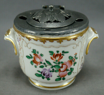 Porcelaine de Paris Hand Painted Chinese Export Style Porcelain Inkpot / Inkwell