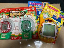 Bandai Tamagotchi Plus Entama Winter 2 ko Tama Set Ouchi no Deka Tama Set of 2