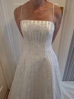 Damen Brautkleid Größe 12 Benjamin Roberts hellelfenbein Perlen/Pailletten 
