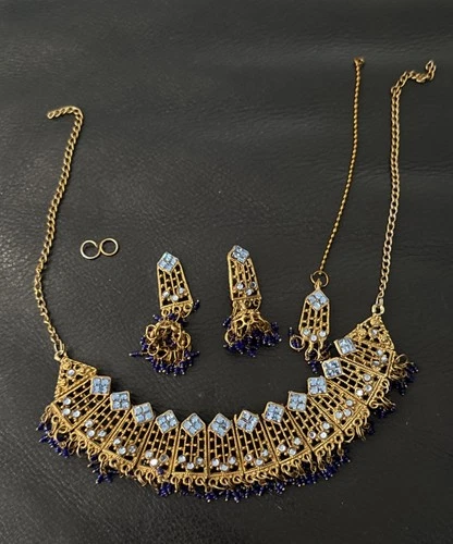 Vintage Kundan Gold Indian Costume Jewelry