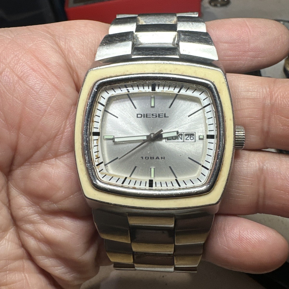 VTG Diesel Mens 10 Bar Watch Quartz DZ-4063 Heavy Steel 40mm Fit 