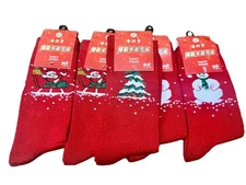 Christmas Socks 5 Pairs Gift Set Red Santa Snowman Holiday Crew Unisex