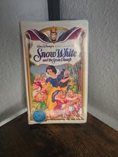 Walt Disney’s Masterpiece Snow White and The Seven Dwarfs VHS Vintage SEALED NEW