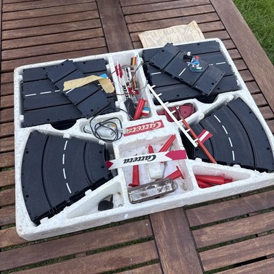 Carrera Universal