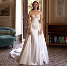 Bohemian Vintage Wedding Dresses Mermaid Satin Lace Appliques Bridal Gowns