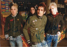 Madina Lake Band Autogramm full signed 20x30 cm Bild