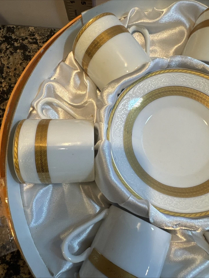 Juego de té/café de porcelana Golden Star Imports vintage, 6 tazas y platillos - Nuevo en caja Foto 2 de 4