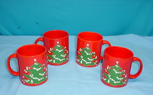 Set 4 Vintage Red Waechtersbach Christmas Tree Coffee Tea Cup Mug Germany NICE