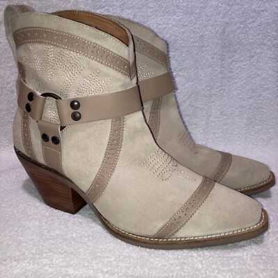 Dingo Natural Gummy Sand Suede Western Harness Ankle Boots Sz 10 D1747