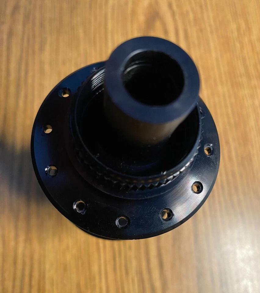 ENVE FOUNDATION ALLOY REAR HUB, 12 X 142, CENTERLOCK , 24 HOLE, CAMPAGNOLO 13S - Image 3 of 3