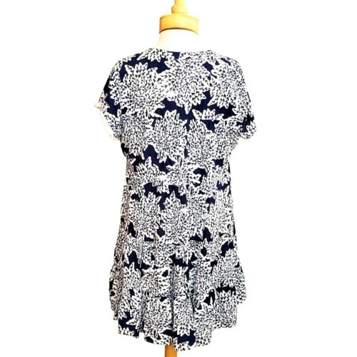 Abito casual THML orlo arricciato collo a V foderato blu navy/bianco floreale manica corta S - Foto 4 di 6