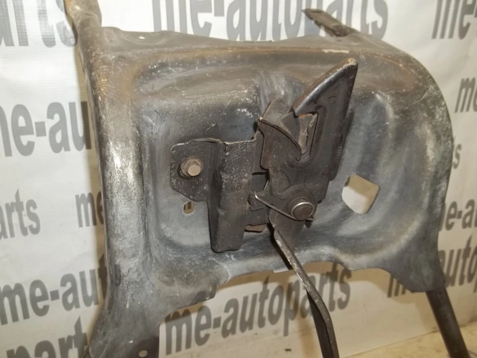 Cadillac Sevilla 1998-2004 OEM capó pestillo montaje marco soporte Foto 4 de 4