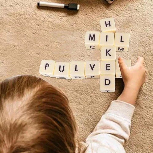 Qless Dice Game with Twelve Dice Letters,The Crossword Solitaire Game NEW - Picture 6 of 6