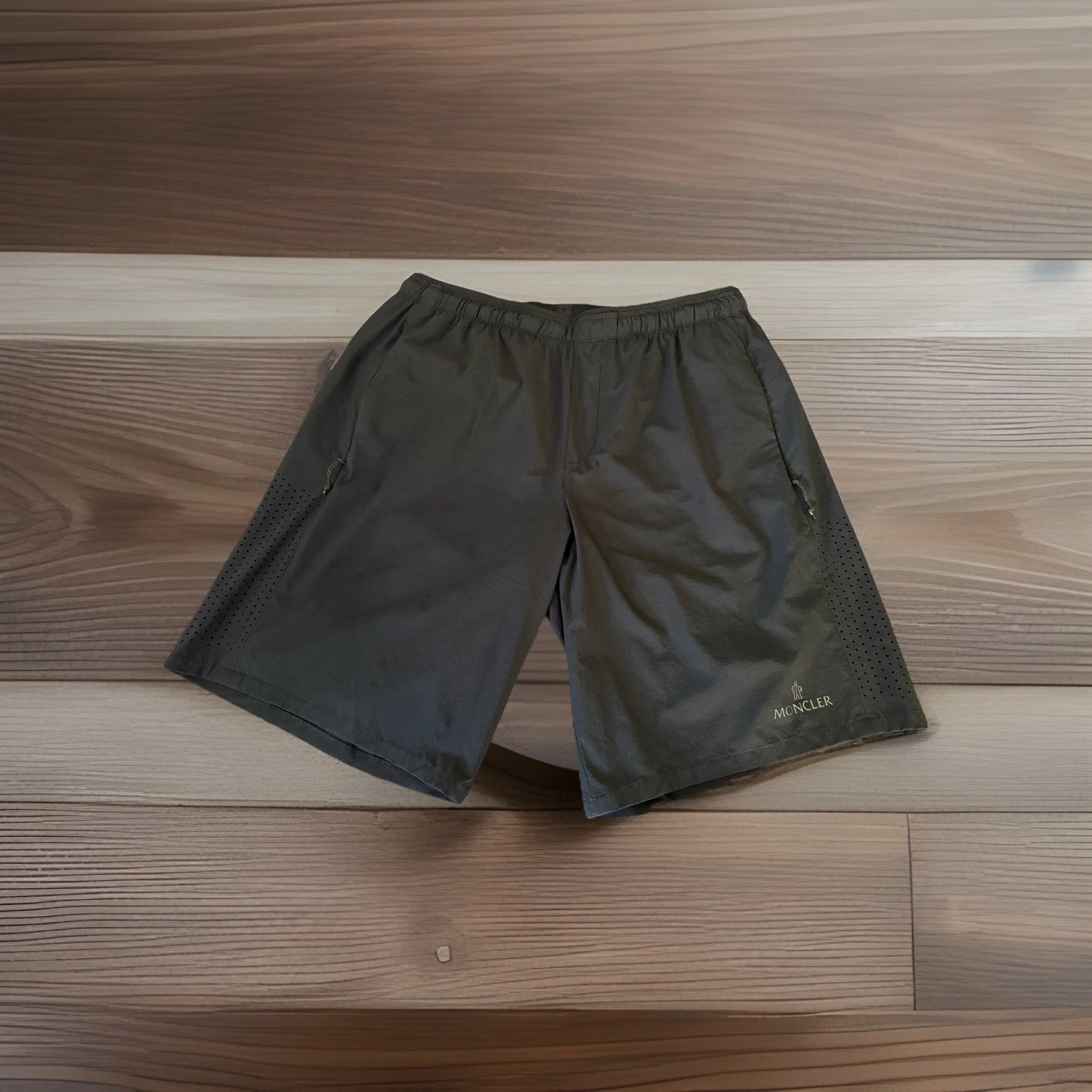 Moncler — Moncler Men’s Technical Shorts Black Size 48 - Model I10912B00007 595VF