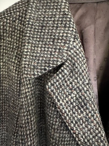 Vintage Men's Harris Tweed Overcoat. L/XL image 5