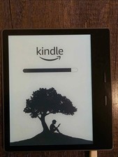 Amazon Kindle Oasis 9th Gen 32 GB   Gently Used   Includes Cable bundled