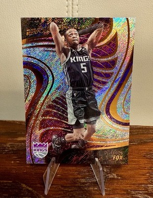 Panini Revolution 22-23 De Aaron Fox Sacramento Kings #100 - NEW