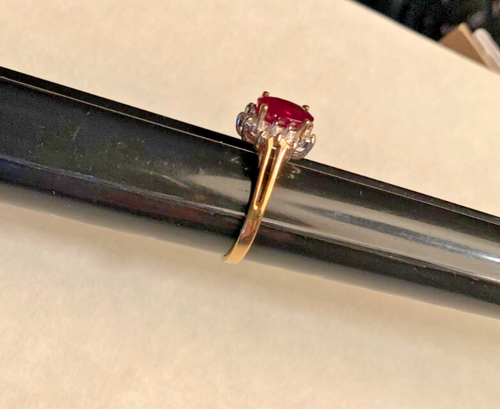 VINTAGE 14 KT. PIDGEON BLOOD RED RUBY & DIAMOND HALO RING-EVI6 - Picture 7 of 16