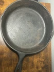 New ListingVintage 3 Notch Lodge Cast Iron Skillet Heat Ring #7 SK 8-B Made USA D Pre-owned