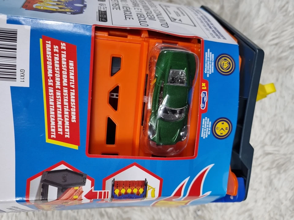 Hot Wheels Roll Out Raceway Track Set Storage Case With Car Stores 80 Cars New - Image 2 of 4