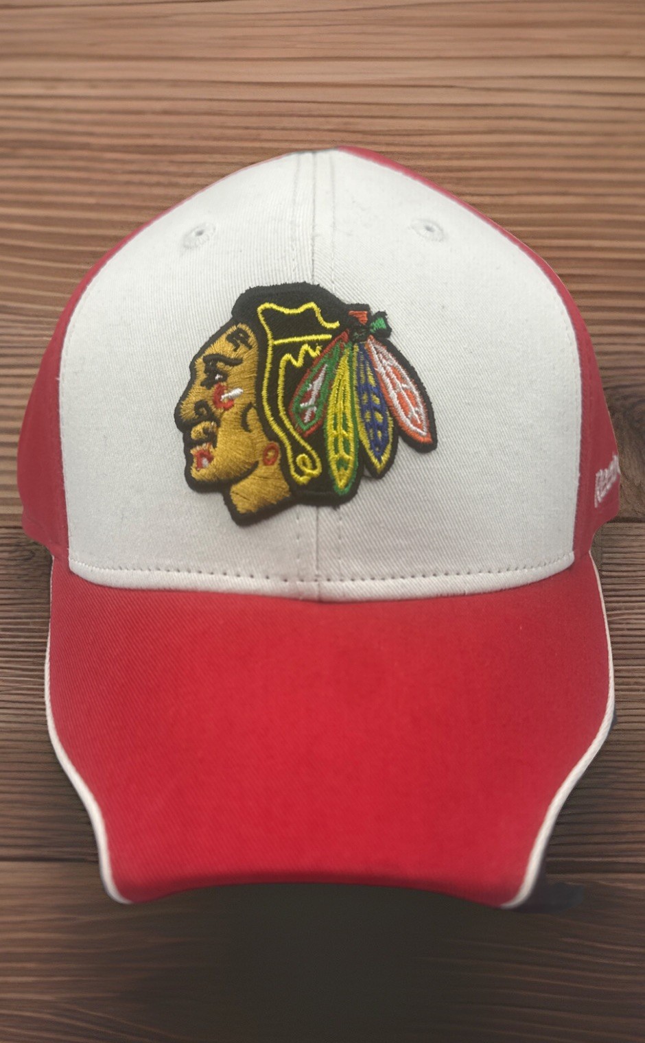 Vtg Chicago Blackhawks NHL Hat Reebok Strap back Cap Red/white Vtg New unisex