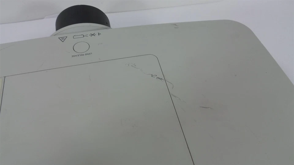 Christie LX505 Large Venue LCD Projector, 5000 ANSI lumens - Image 4 of 4