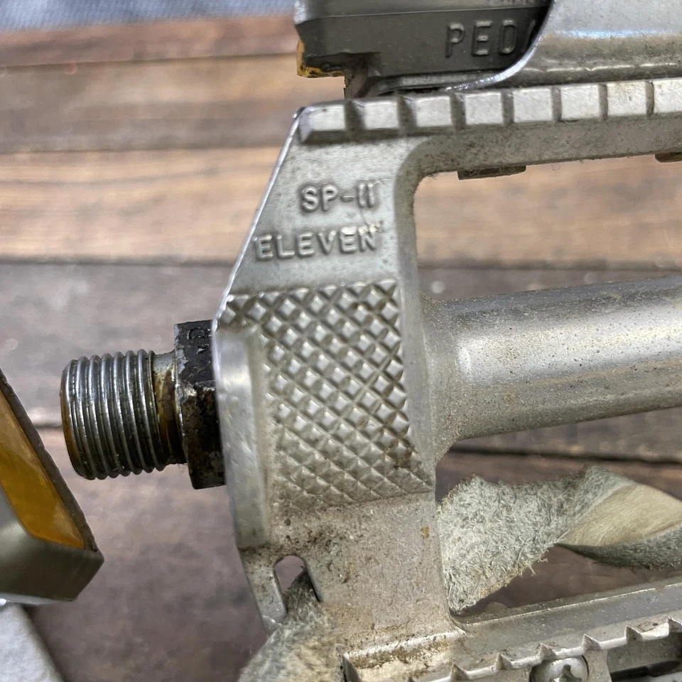 De colección SR SP-II Eleven Pedales Se Adaptan Trek 720 Pinzas de Puntera Sakae RR-4002 Japón Foto 2 de 4