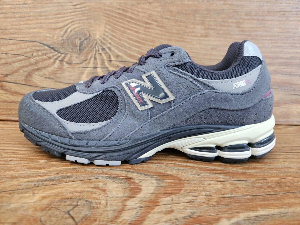 New Balance 2002R Black Grey Shoes M2002RGV | eBay
