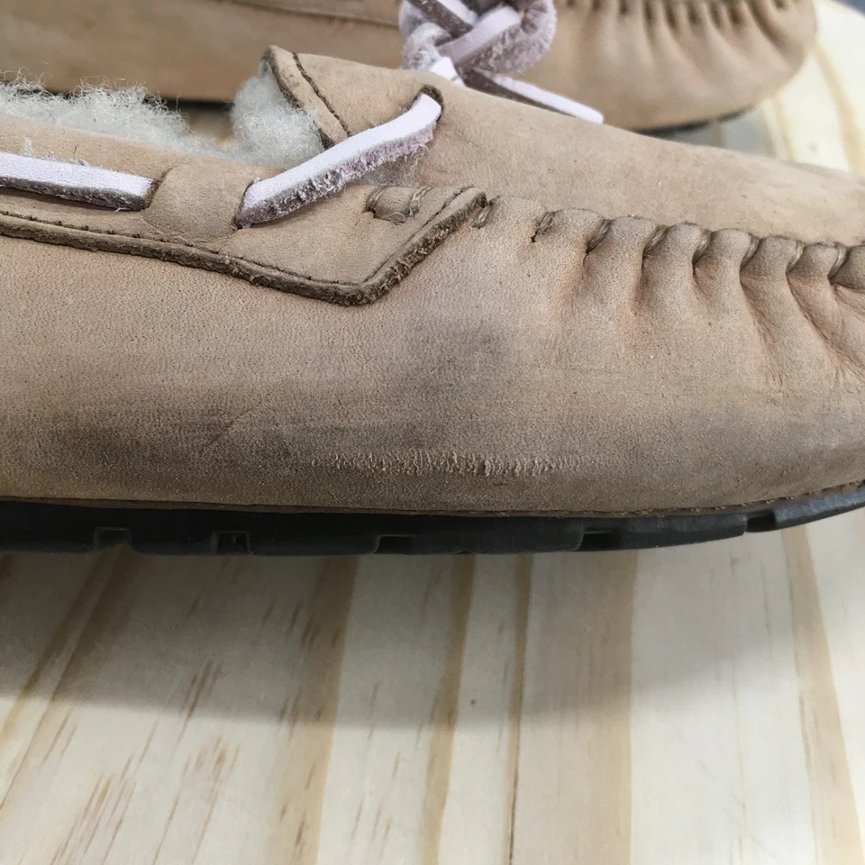 UGG Slippers Womens 7 Dakota Moccasin Tan Leather Lace Up Casual Comfort Flats - Image 4 of 4