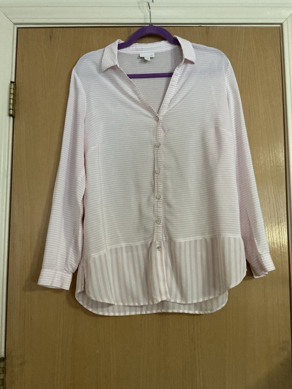 J. JILL Women’s Shirt L Pink White Striped Button Up V-Neck Tunic Blouse Top