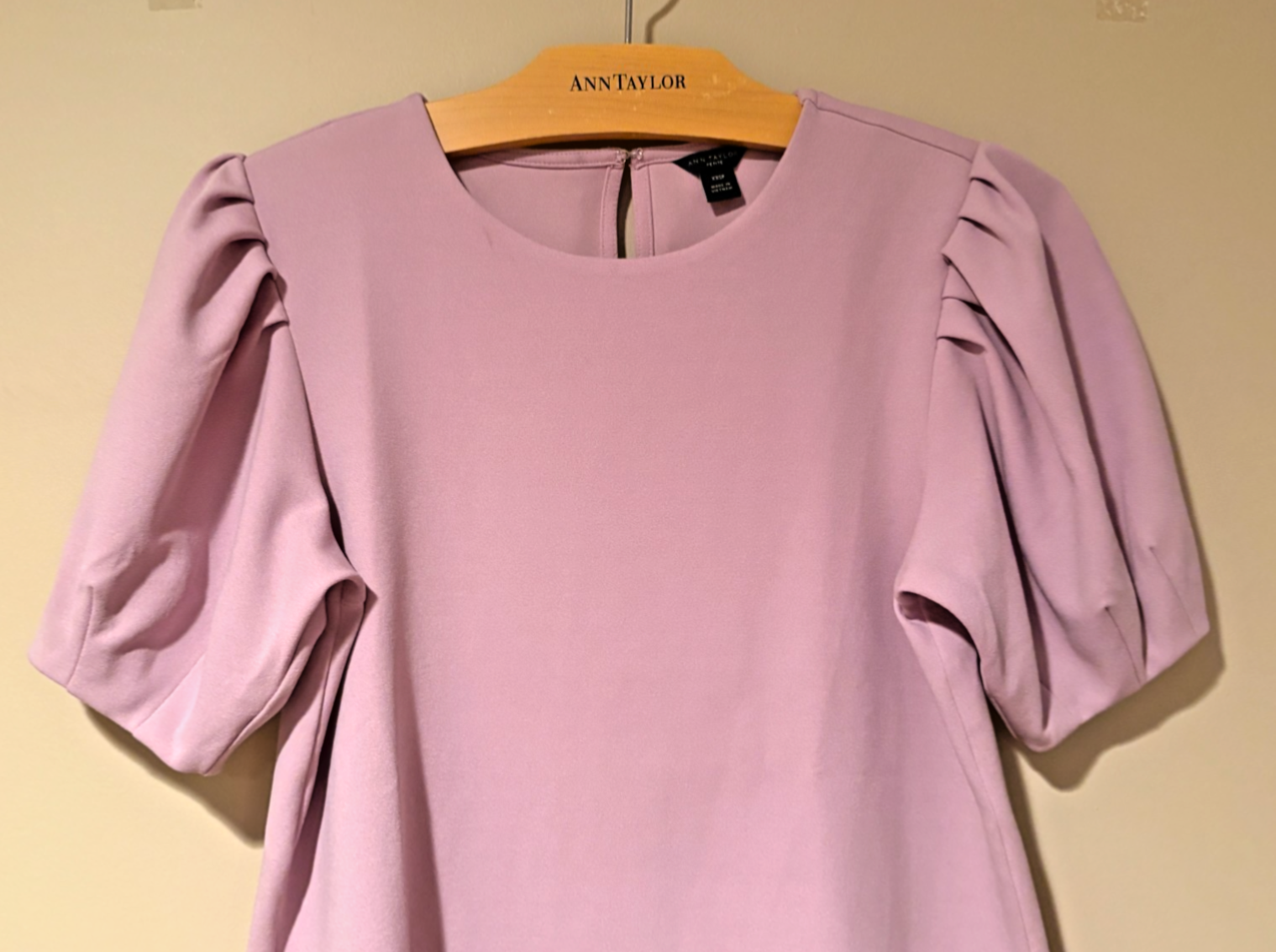 Ann Taylor Women's Lavender Puff Sleeve Top Size XXS Petite