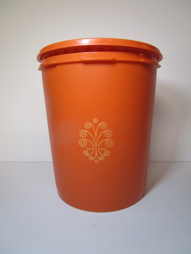 Rare Vintage Modern Orange Nestlling Containers Set of 4 rare excellent - Picture 9 of 9
