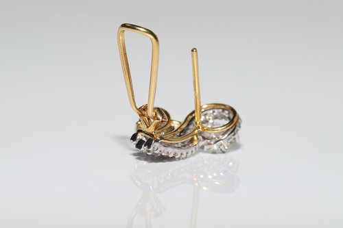 Vintage Circa 1980s 18k Gold Natural Diamond Decorated Earring - Picture 7 of 14