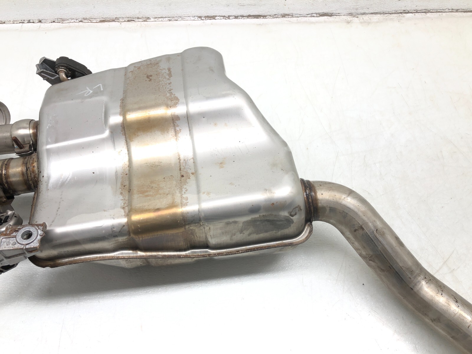 2014-2018 BENTLEY FLYING SPUR 4.0L V8 LEFT DRIVER REAR EXHAUST MUFFLER PIPE OEM.