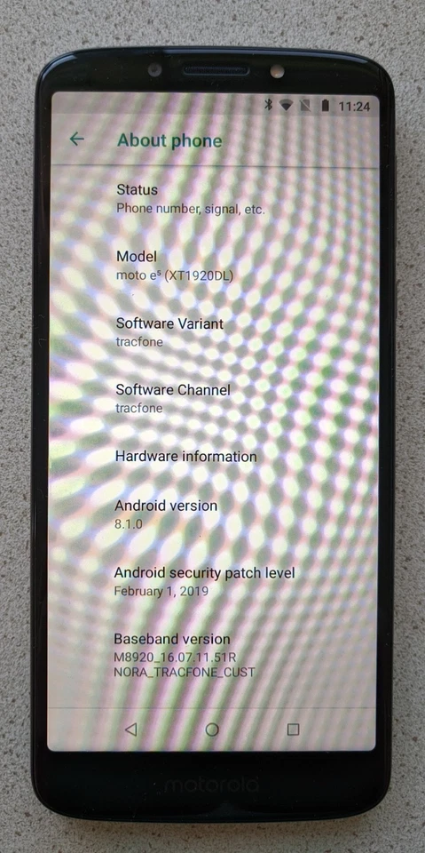 Motorola moto e5 (XT1920DL) Tracfone 16GB Excellent Condition - Image 3 of 4