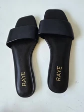 Raye Hillie Leather Flat Sandals Size 6 Black