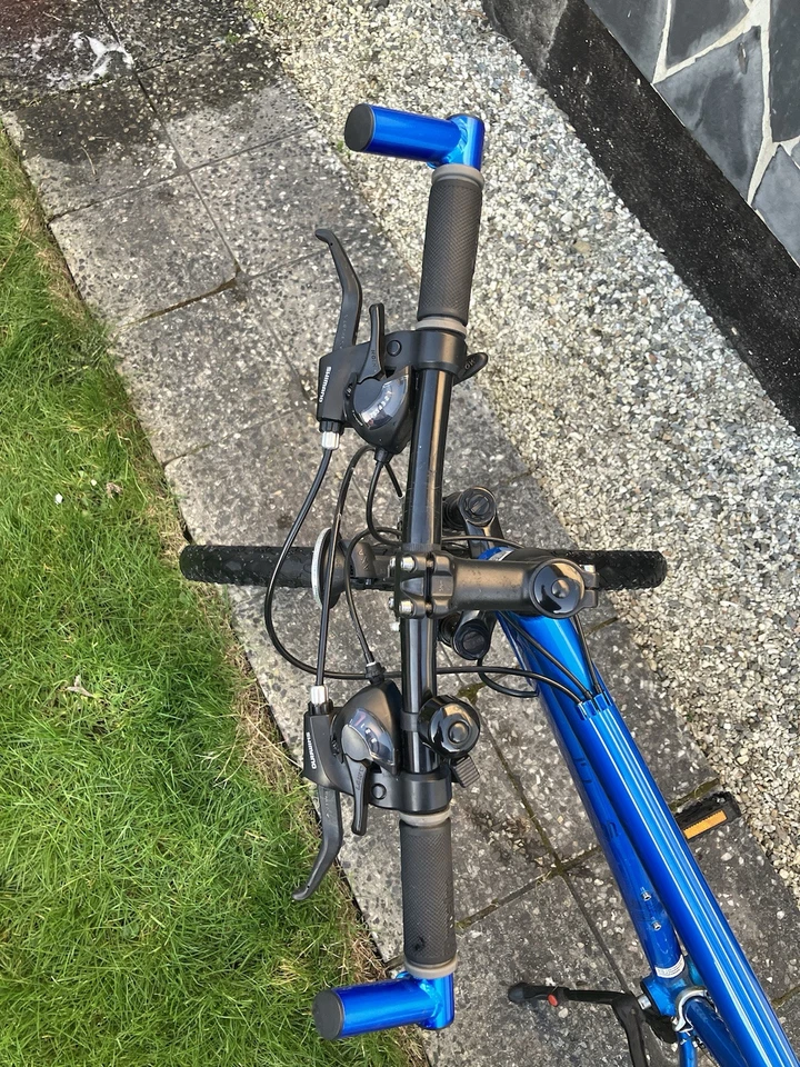 Blaues Mountainbike - Bild 3 von 4