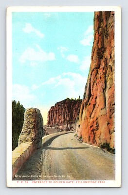 Postcard Wyoming Yellowstone WY Golden Gate Road 1930s Unposted White Border