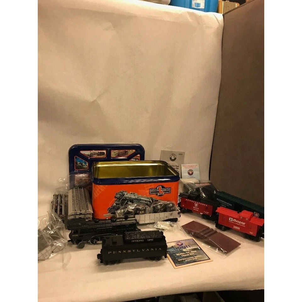 Lionel Toy Train TIn Transformer Railroad engine track dvd cars pennsylvania - Image 3 of 4