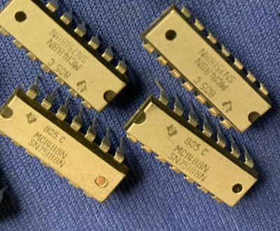 Intel D1103-1 18-Pin CERDIP Vintage MOS RAM – 1Kx1 – New Old Stock Tube