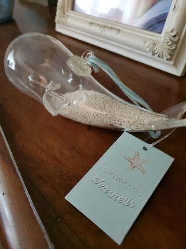 GLASS WHALE Ornament Filled With Sand Ans Shells ~ NEW - Picture 2 of 6
