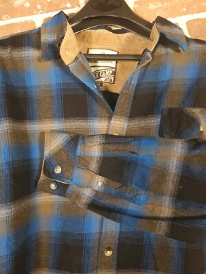 LEGENDARY WHITETAILS Buck Camp Flannel, Long Sleeve Plaid Button down L BLUE