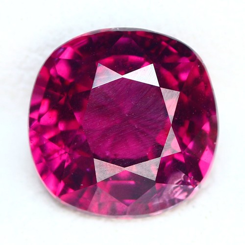 1,92 ct Plendent Mix Kissen 7 x 7 mm 100 % natürlicher rötlich rosa Rhodolith