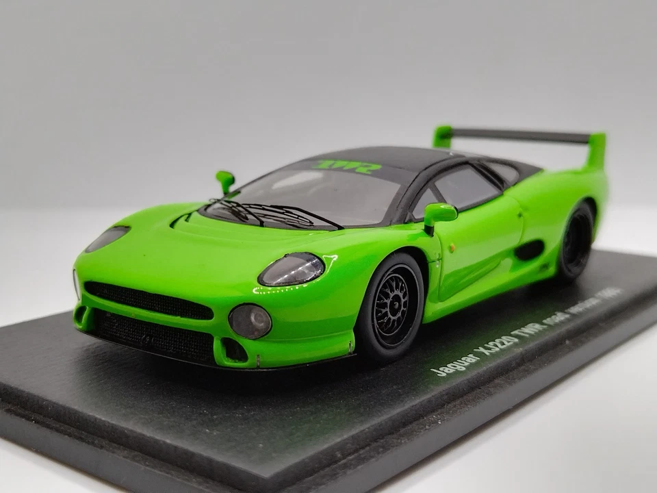 Spark 1/43 Jaguar XJ220 TWR Road Version 1993. Extremely Rare! - Image 2 of 4