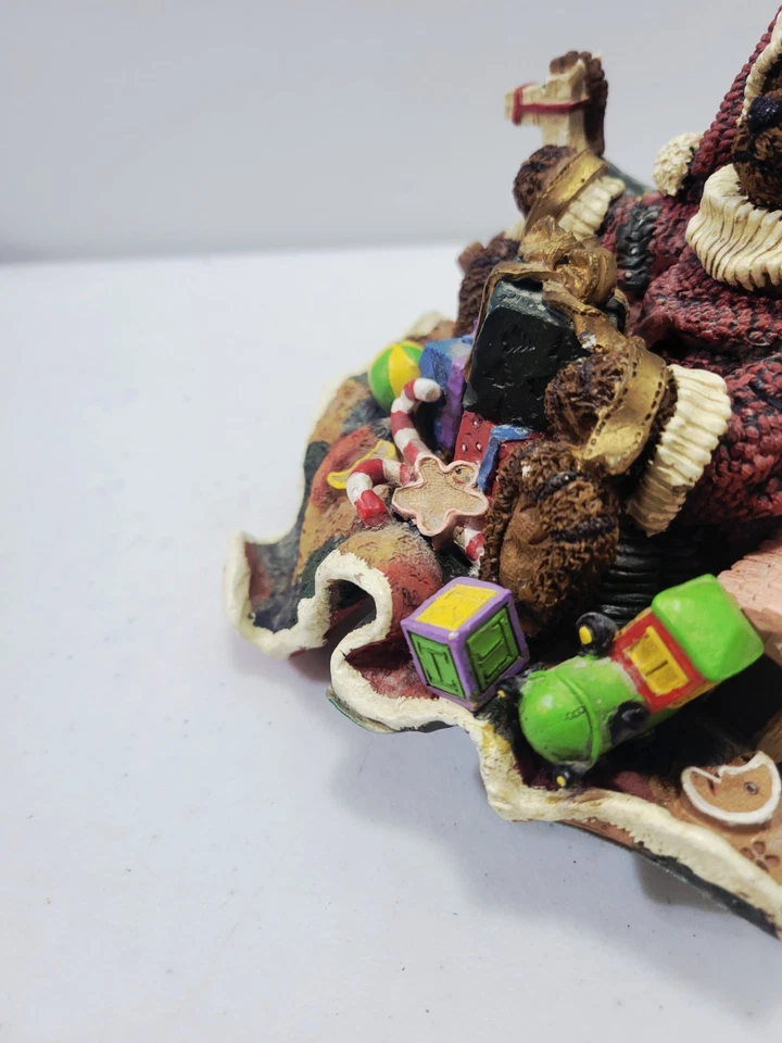 Grandeur Noel Ceramic Collectible Bear Stocking Holder Bear Tree 7.5" X 7.5" - Image 2 of 4