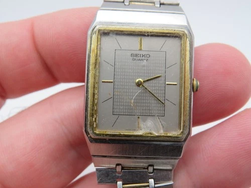 Vintage mens quartz wrist watch Seiko 6530-5159 running