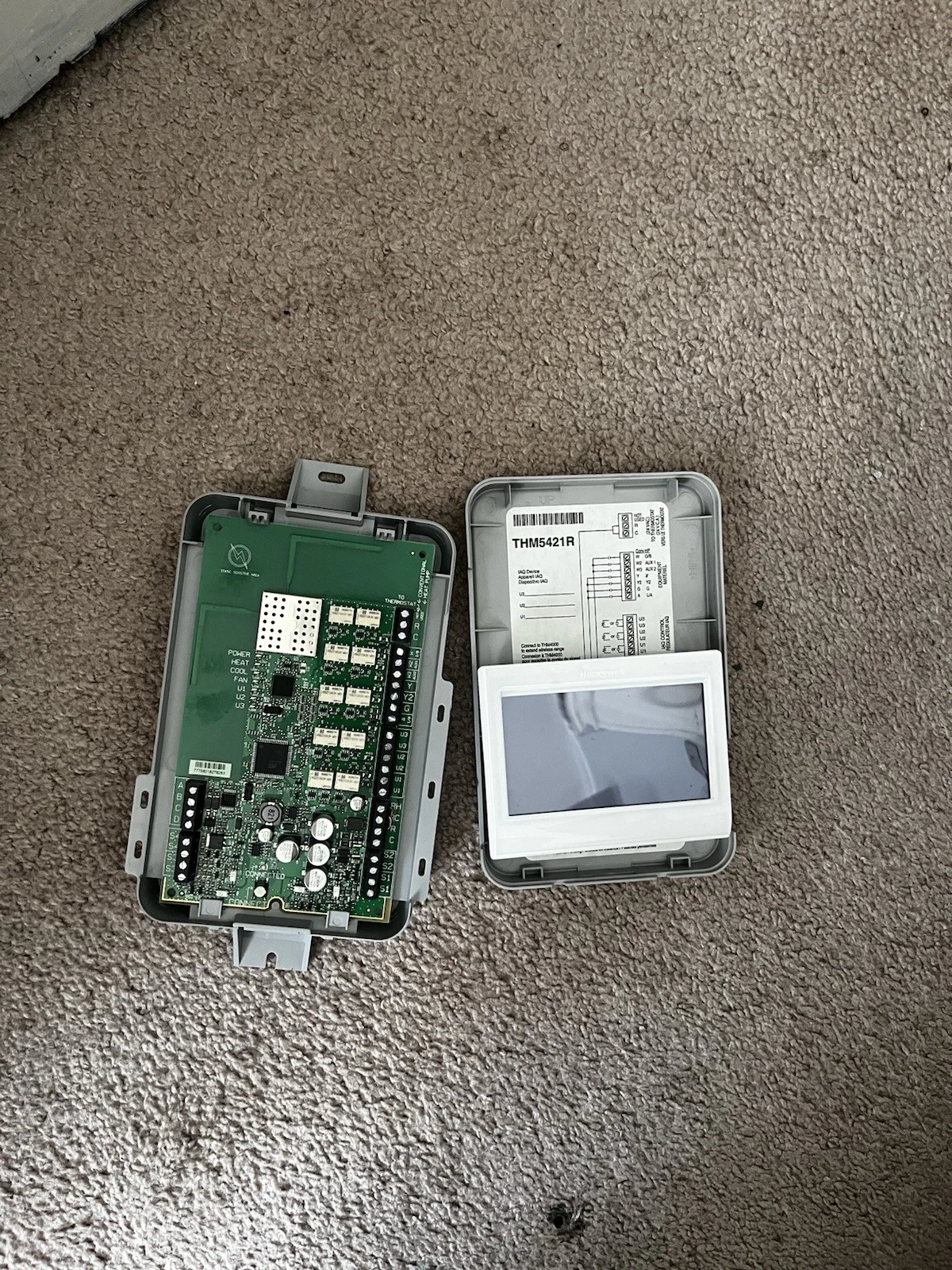 Honeywell Programmable Thermostat Kit With EIM (THX9421R5021WW) (THM5421R)