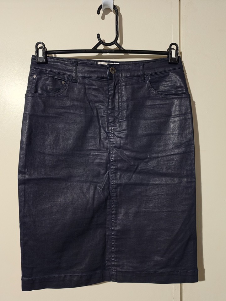 Womens TRENERY Dark Blue Wet Look Pencil Skirt - Size 6 (T84)