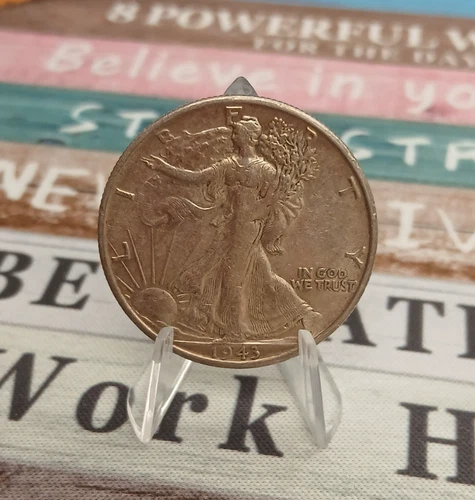 1943 S 90%  Silver Walking Liberty Half Dollar  good looking coin  TP-10900