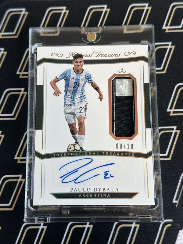 PAULO DYBALA 2018 PANINI NATIONAL TREASURES INTERNATIONAL GOLD PATCH AUTO /10